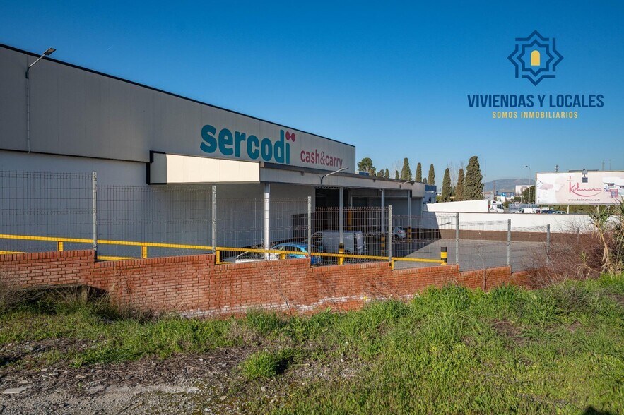 Industrial in Granada for sale - Building Photo - Image 3 of 41