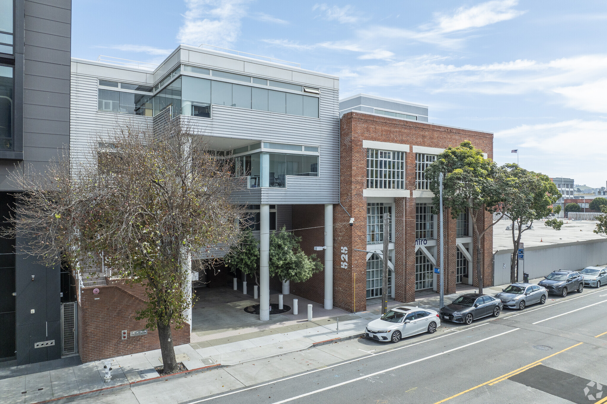 525 Brannan St, San Francisco, CA to rent Primary Photo- Image 1 of 36