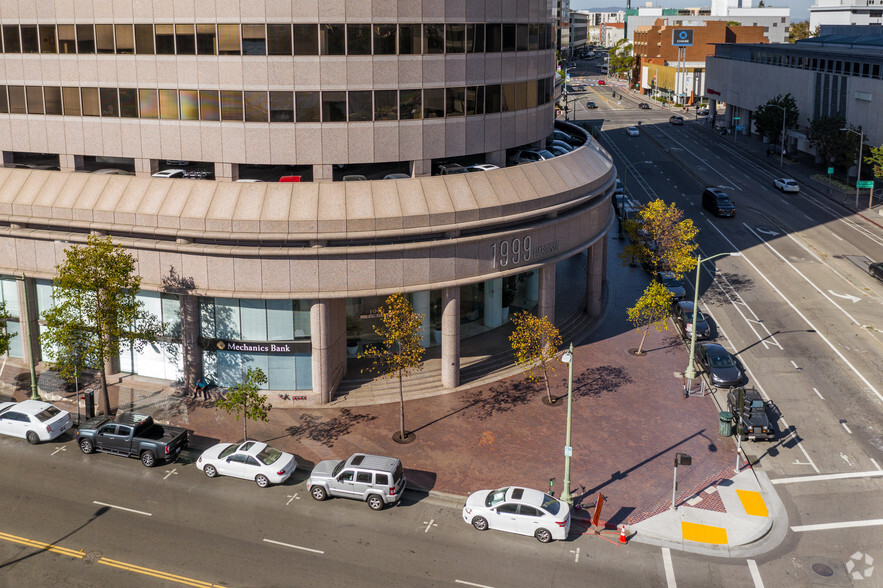 1999 Harrison St, Oakland, CA for rent - Building Photo - Image 1 of 6