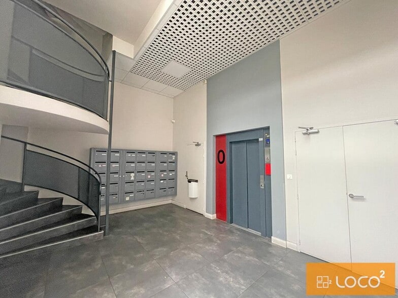 27 Allée Du Roussillon, Colomiers to rent - Building Photo - Image 2 of 7