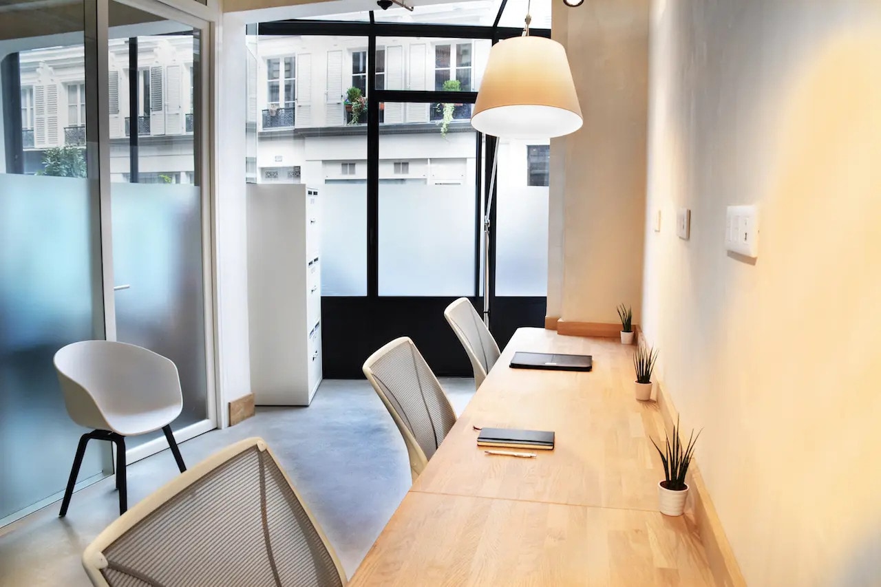 Co-working Space in Paris to rent Interior Photo- Image 1 of 6