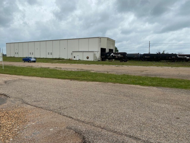 901 Verhalen Industrial Rd, Scottsville, TX for sale - Building Photo - Image 1 of 1