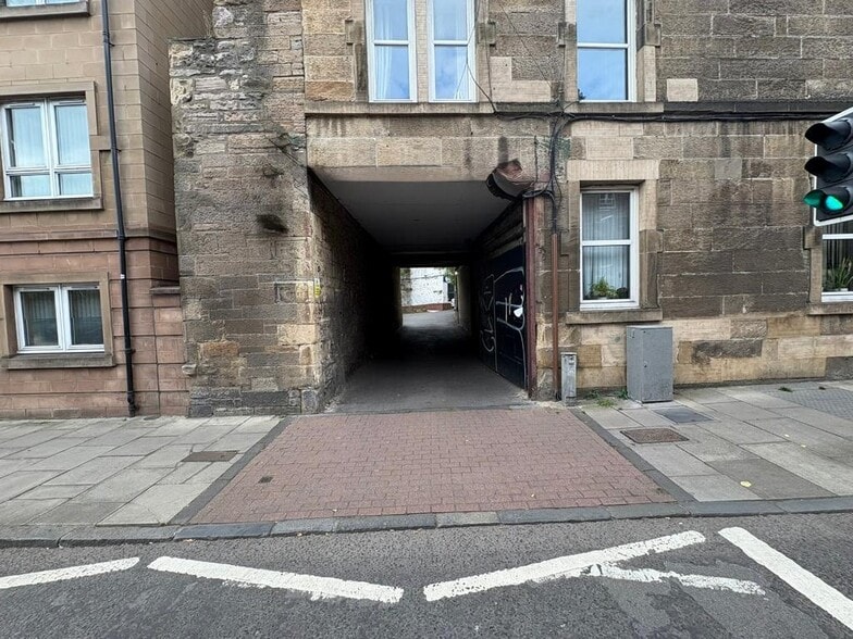 93-101 Gorgie Rd, Edinburgh to rent - Building Photo - Image 2 of 20