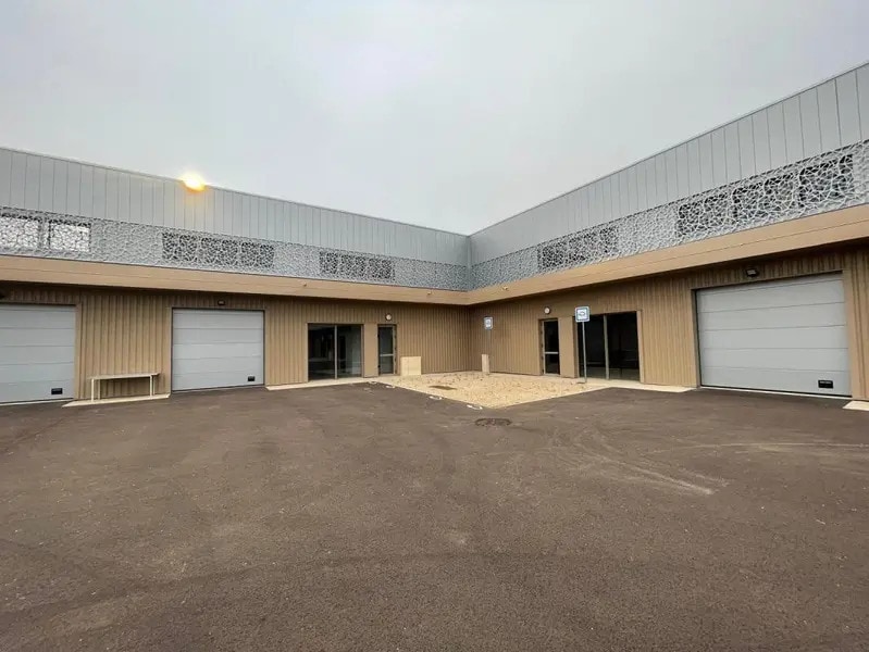 Vente Entrepôt 528 m² - Photo 1