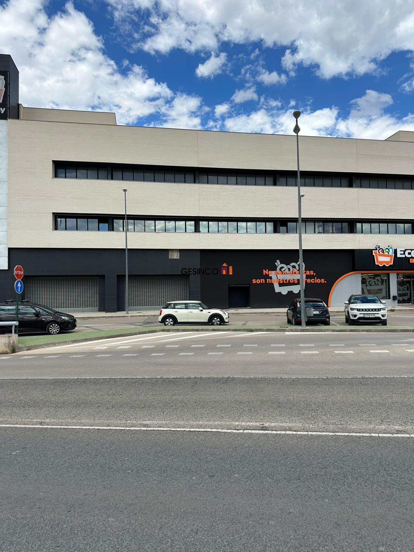 Retail in Ontinyent for sale Building Photo- Image 1 of 19
