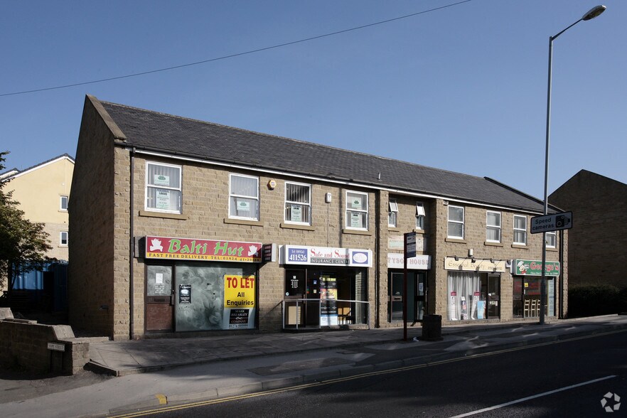 25-35 High St, Heckmondwike for rent - Primary Photo - Image 1 of 2