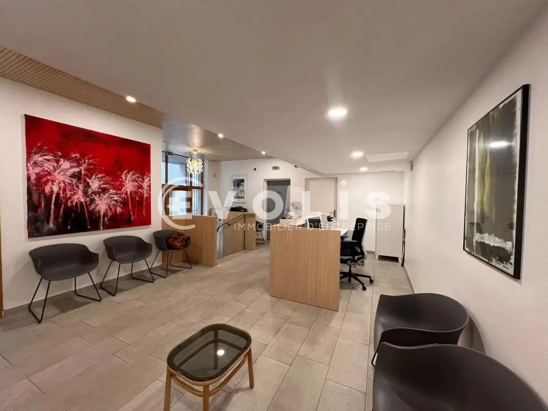 11 Rue Charles Durand, Bordeaux for sale Interior Photo- Image 1 of 7