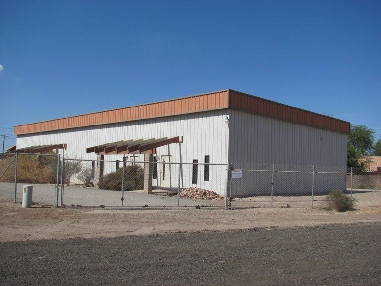 2350 Weakley St, El Centro, CA for rent - Building Photo - Image 3 of 3