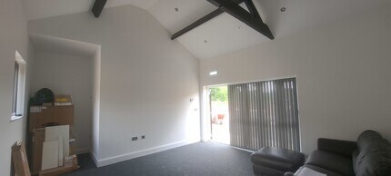 Old Linslade Rd, Leighton Buzzard to rent Interior Photo- Image 2 of 3