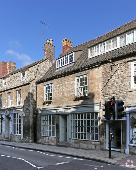 5 St Marys St, Stamford to rent - Building Photo - Image 2 of 3