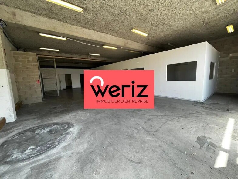 Light Industrial in Marseille to rent - Interior Photo - Image 3 of 3