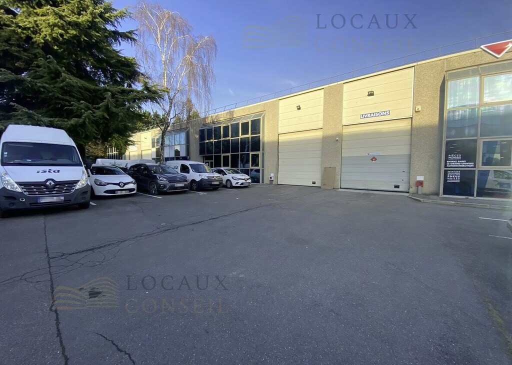 Location Commerce 324 m² - Photo 1