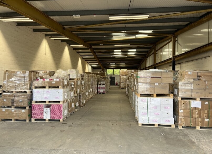 3 Wells Rd, Glastonbury to rent - Building Photo - Image 2 of 18