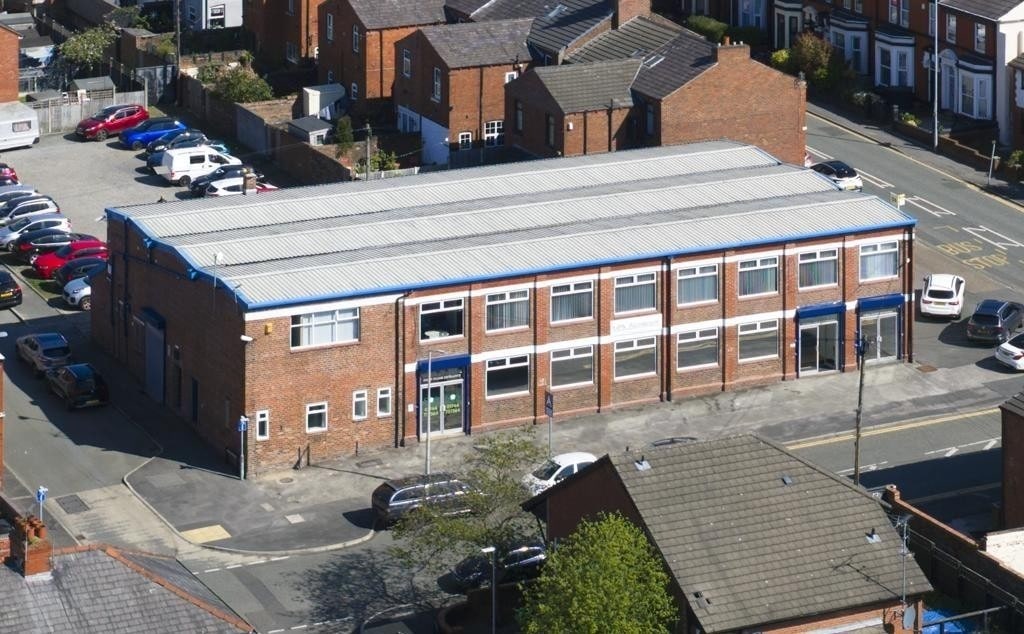 Windle St, St Helens for sale Primary Photo- Image 1 of 7