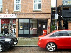 24 Town Hl, Wrexham for rent Building Photo- Image 1 of 1