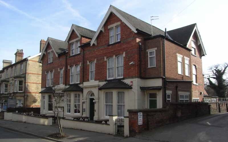 32-34 Avenue Rd, Grantham for sale Primary Photo- Image 1 of 1