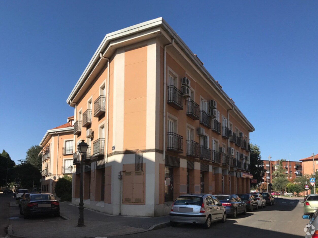 Calle Aves, 6, Aranjuez, Madrid for sale Primary Photo- Image 1 of 1