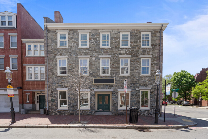 90-92 Main St, Charlestown, MA for sale - Building Photo - Image 1 of 1