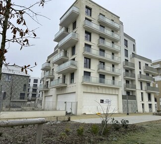 More details for 2 Rue Benoîte Groult, Bondy - Retail to Rent