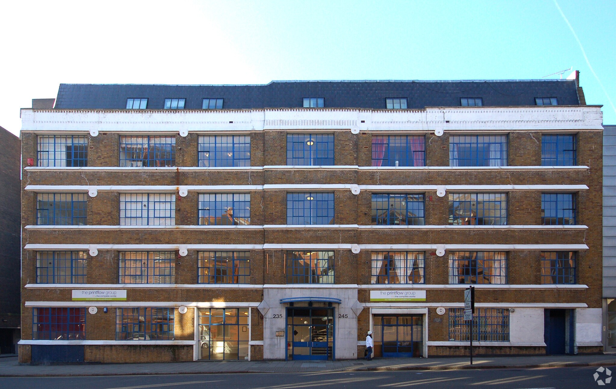 235-245 Goswell Rd, London for sale Primary Photo- Image 1 of 1