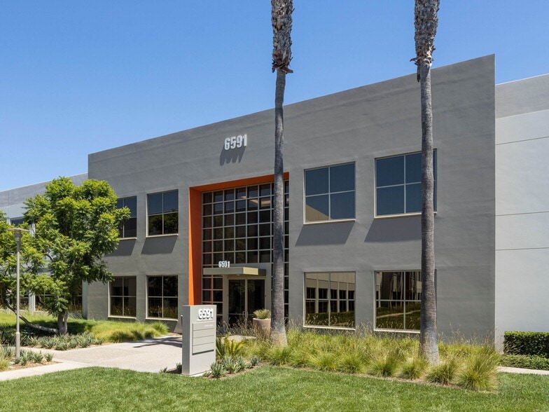 46 Discovery, Irvine, CA to rent - Building Photo - Image 2 of 76