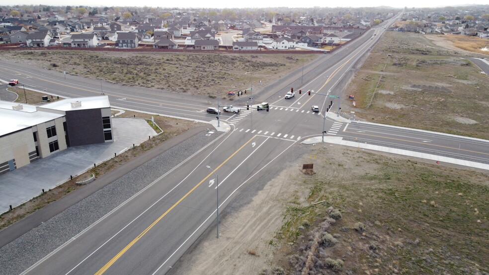 Belmont Blvd, West Richland, WA for sale - Primary Photo - Image 1 of 4