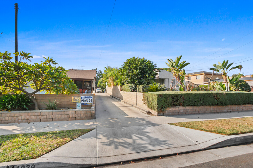 14033 Arthur Ave, Paramount, CA for sale - Building Photo - Image 1 of 14