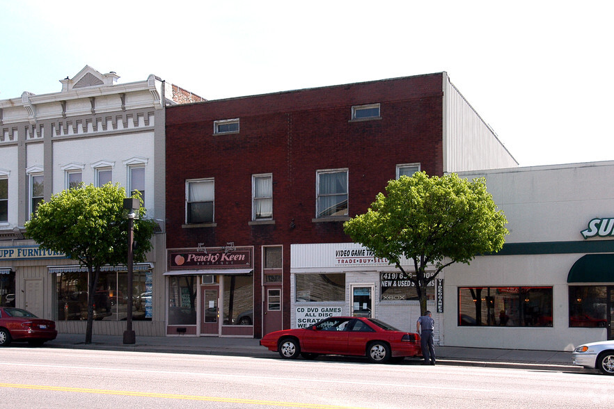 213 S Main St, Bryan, OH for sale - Primary Photo - Image 1 of 1