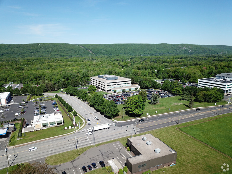 200 Executive Blvd, Southington, CT for rent - Aerial - Image 3 of 8