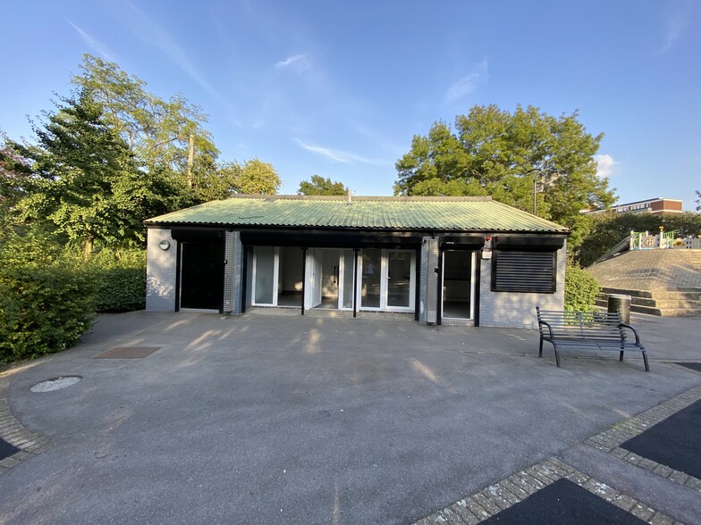 St John's Kiosk park, London for rent - Building Photo - Image 1 of 6