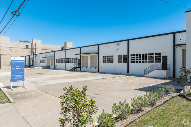 More details for 712-740 W Mockingbird Ln, Dallas, TX - Industrial for Rent