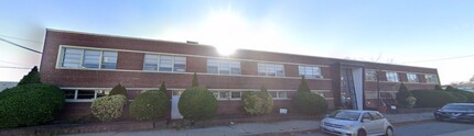 21 Ryder Pl, East Rockaway, NY for rent Building Photo- Image 1 of 3