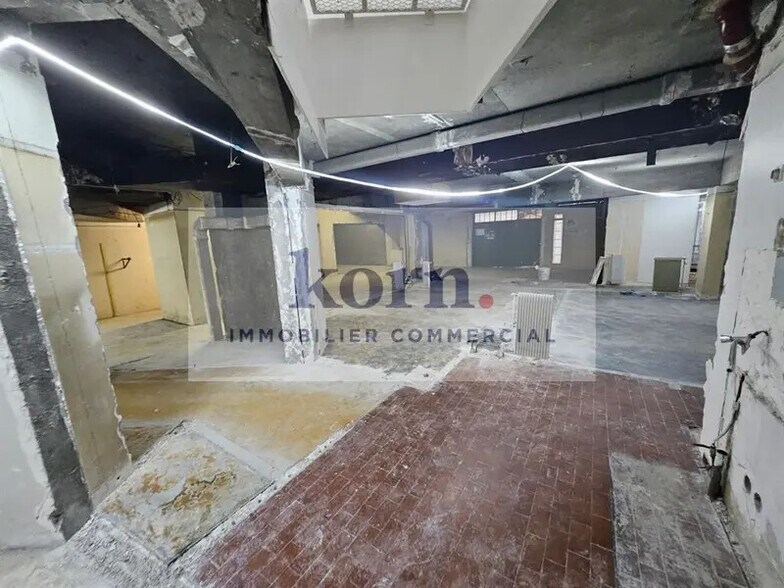 Office / Retail in Paris to rent - Interior Photo - Image 3 of 4