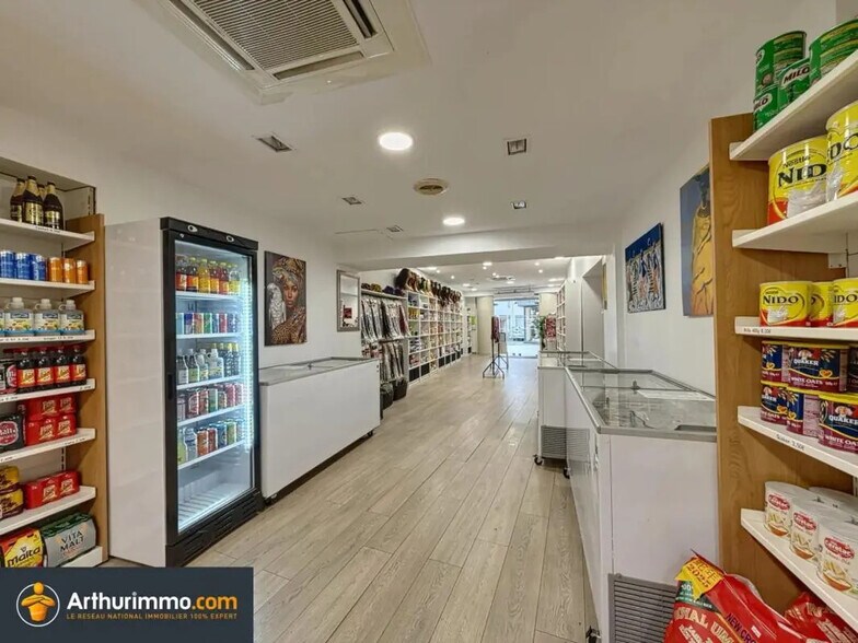 62 Rue De La Liberté, Bourgoin-Jallieu for sale - Interior Photo - Image 3 of 8