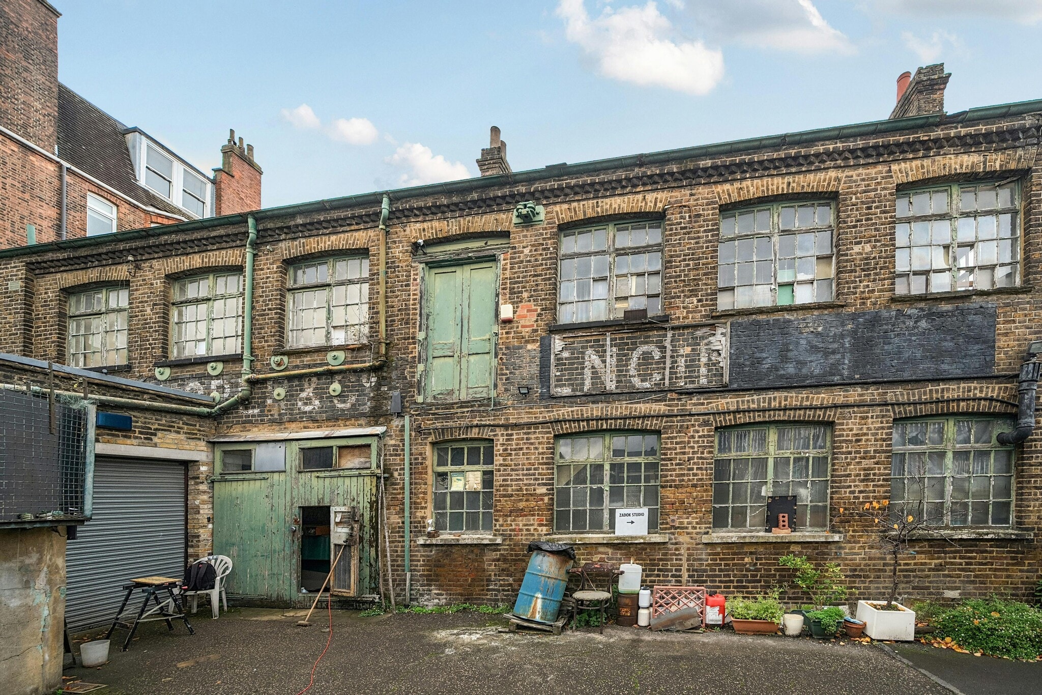 11 Blackburn Rd, London for sale Primary Photo- Image 1 of 12