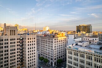 325 W 8th St, Los Angeles, CA - aerial  map view