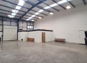 Bristol Rd, Highbridge to rent Interior Photo- Image 2 of 6