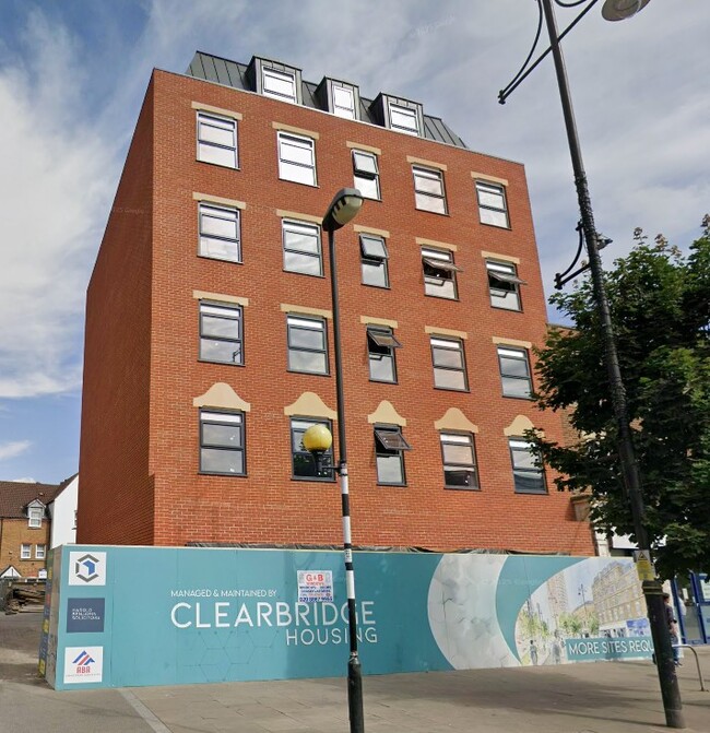 More details for 51-55 The Green, Southall - Retail to Rent