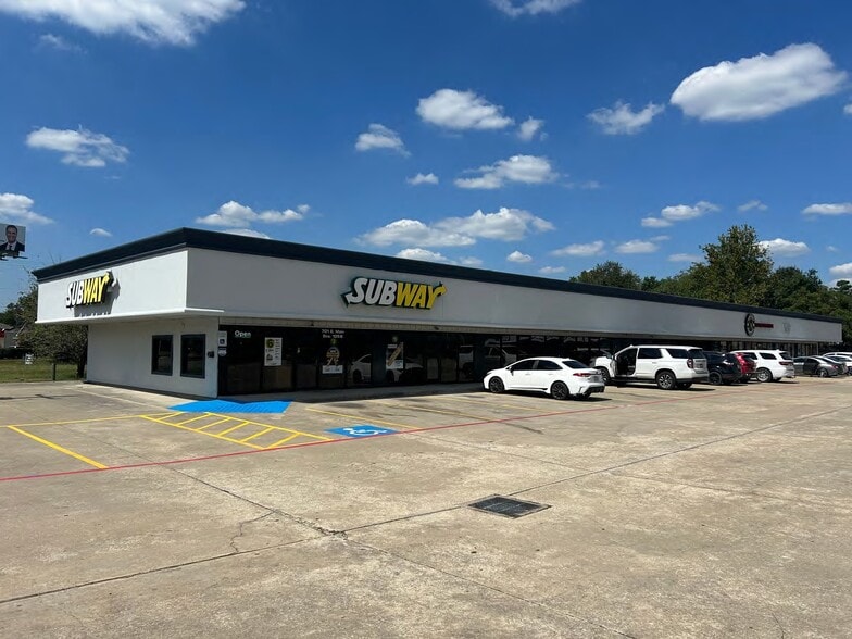 701 E Main St, Tomball, TX for sale - Building Photo - Image 1 of 1