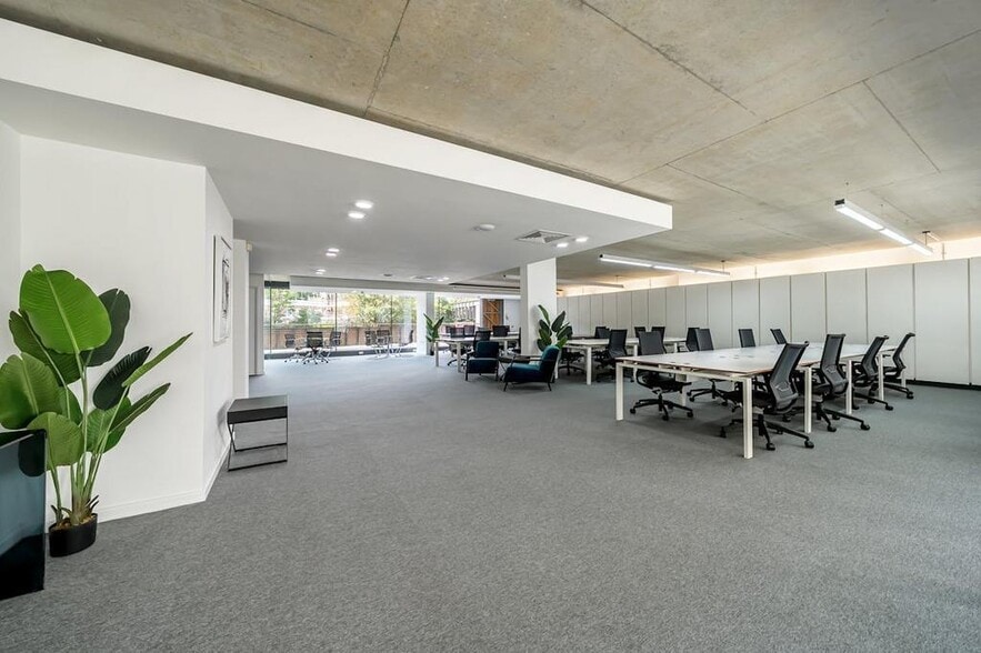 1 Poole St, London for sale - Building Photo - Image 1 of 54