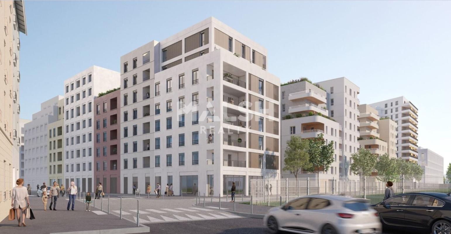 Retail in Lyon to rent Building Photo- Image 1 of 3