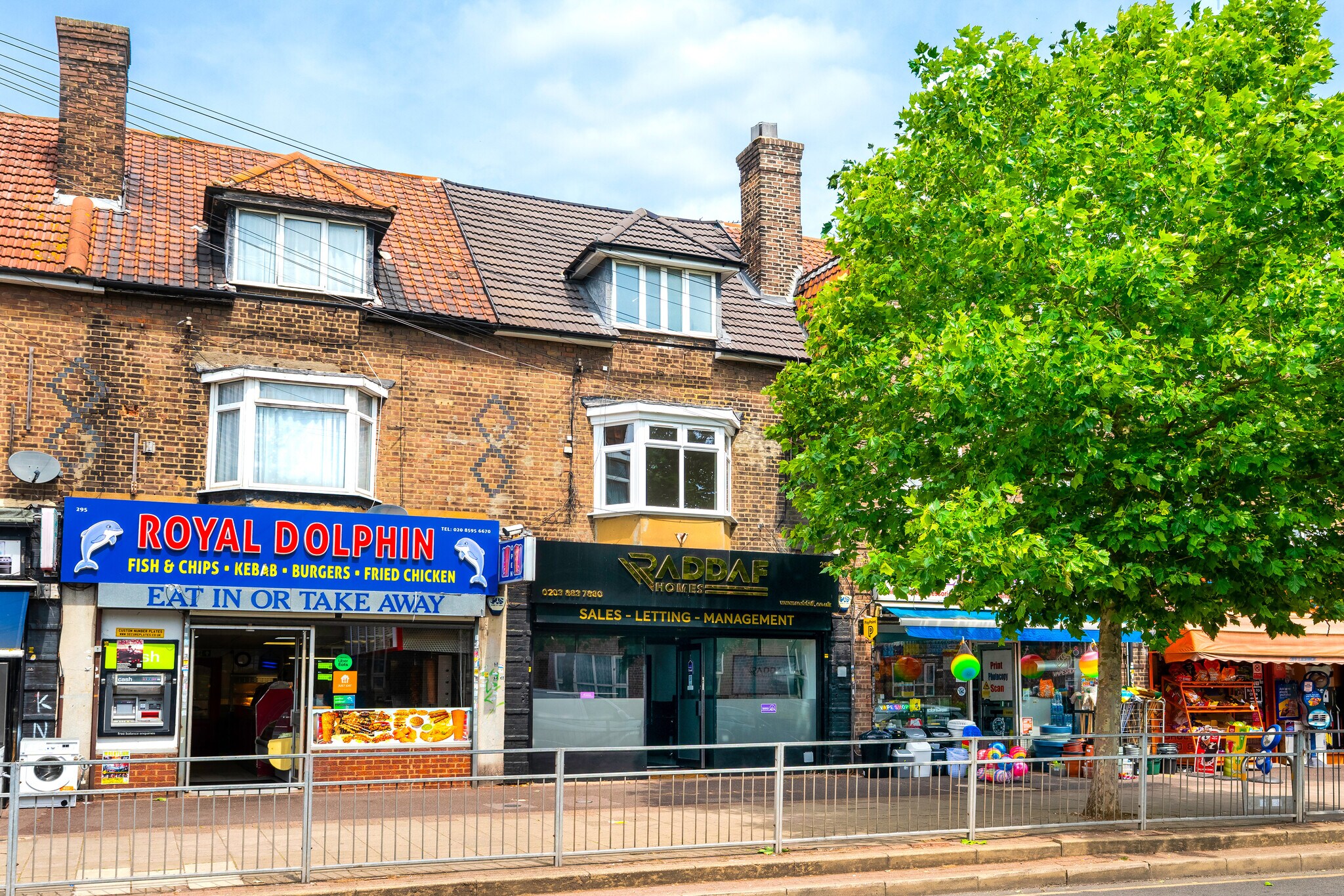 297 Wood Ln, Dagenham for sale Building Photo- Image 1 of 16
