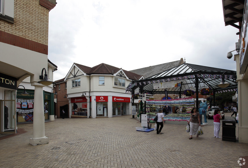 George Yard, Braintree for rent - Building Photo - Image 2 of 7