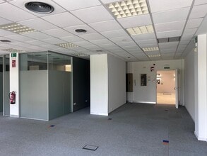 Calle López Santos, 2, Las Rozas de Madrid, Madrid to rent Interior Photo- Image 2 of 8