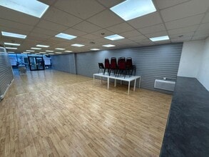 5-8 High St, Swansea to rent Interior Photo- Image 2 of 8