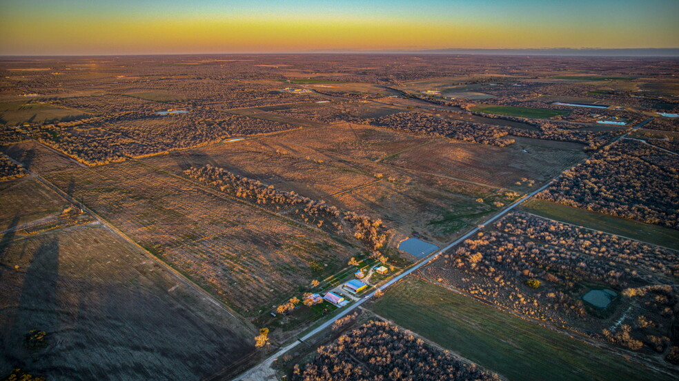 County Road 329, Jourdanton, TX for sale - Primary Photo - Image 1 of 20