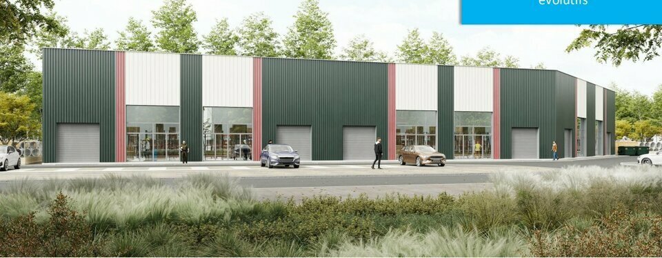 Retail in Persan to rent Building Photo- Image 1 of 6