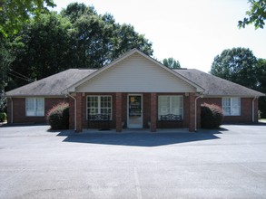 402 Doctors Dr, New Albany, MS for sale Primary Photo- Image 1 of 1