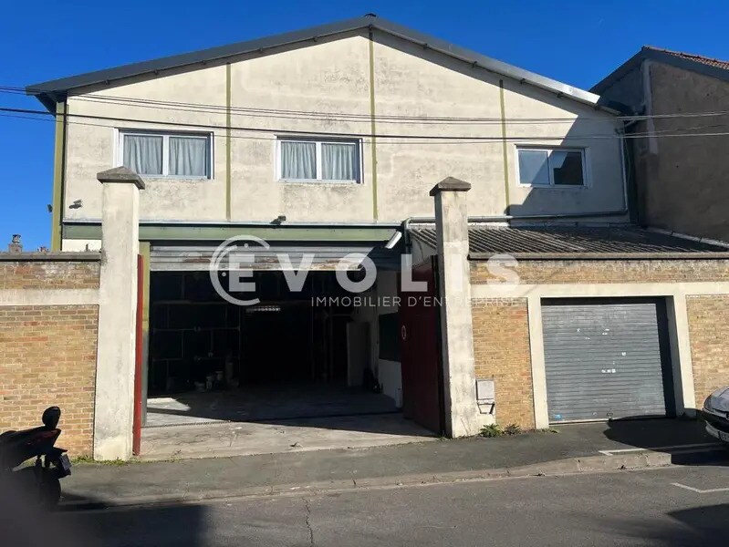 Light Industrial in Maisons-Alfort for sale Building Photo- Image 1 of 20