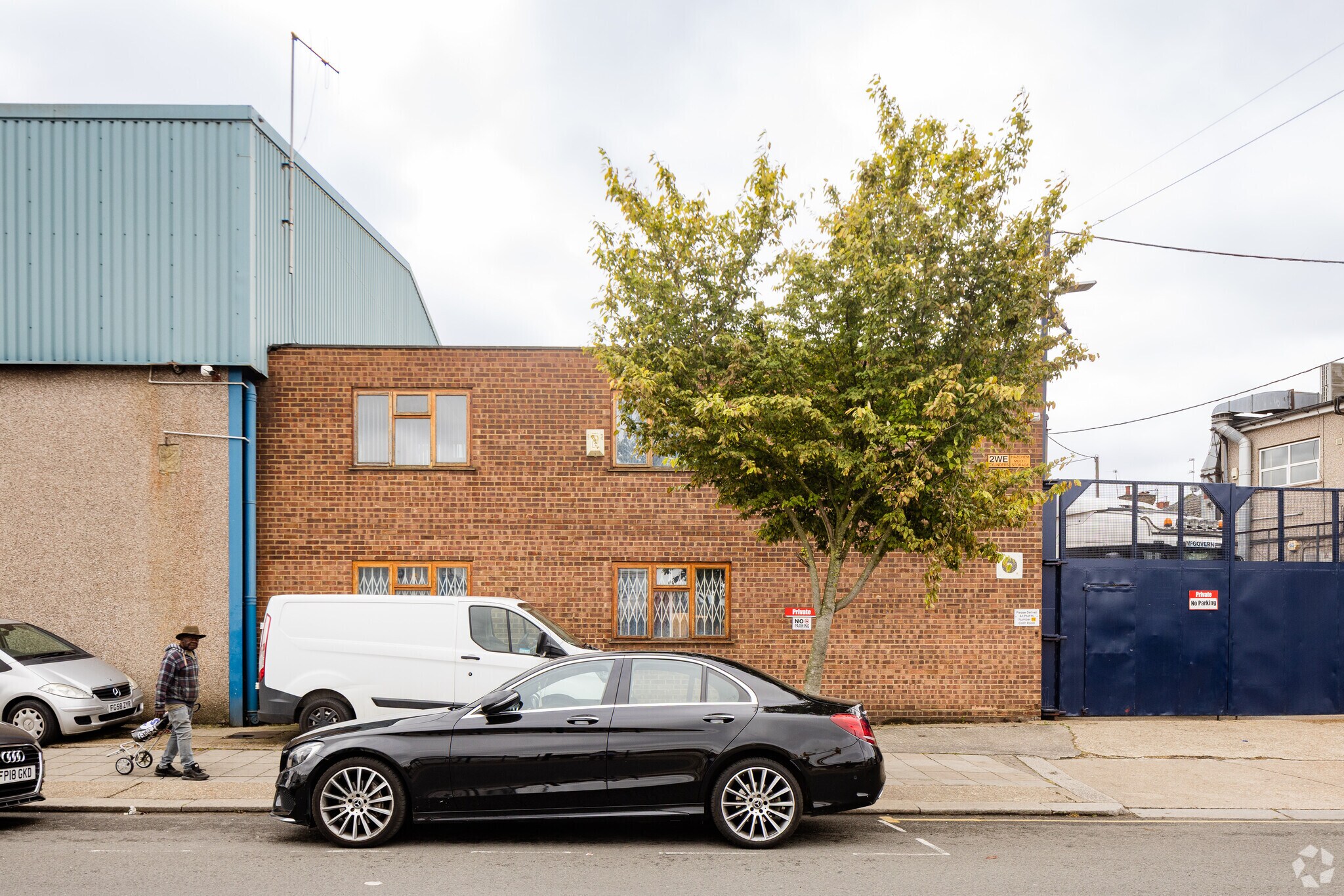 25 Colin Rd, London for sale Primary Photo- Image 1 of 3